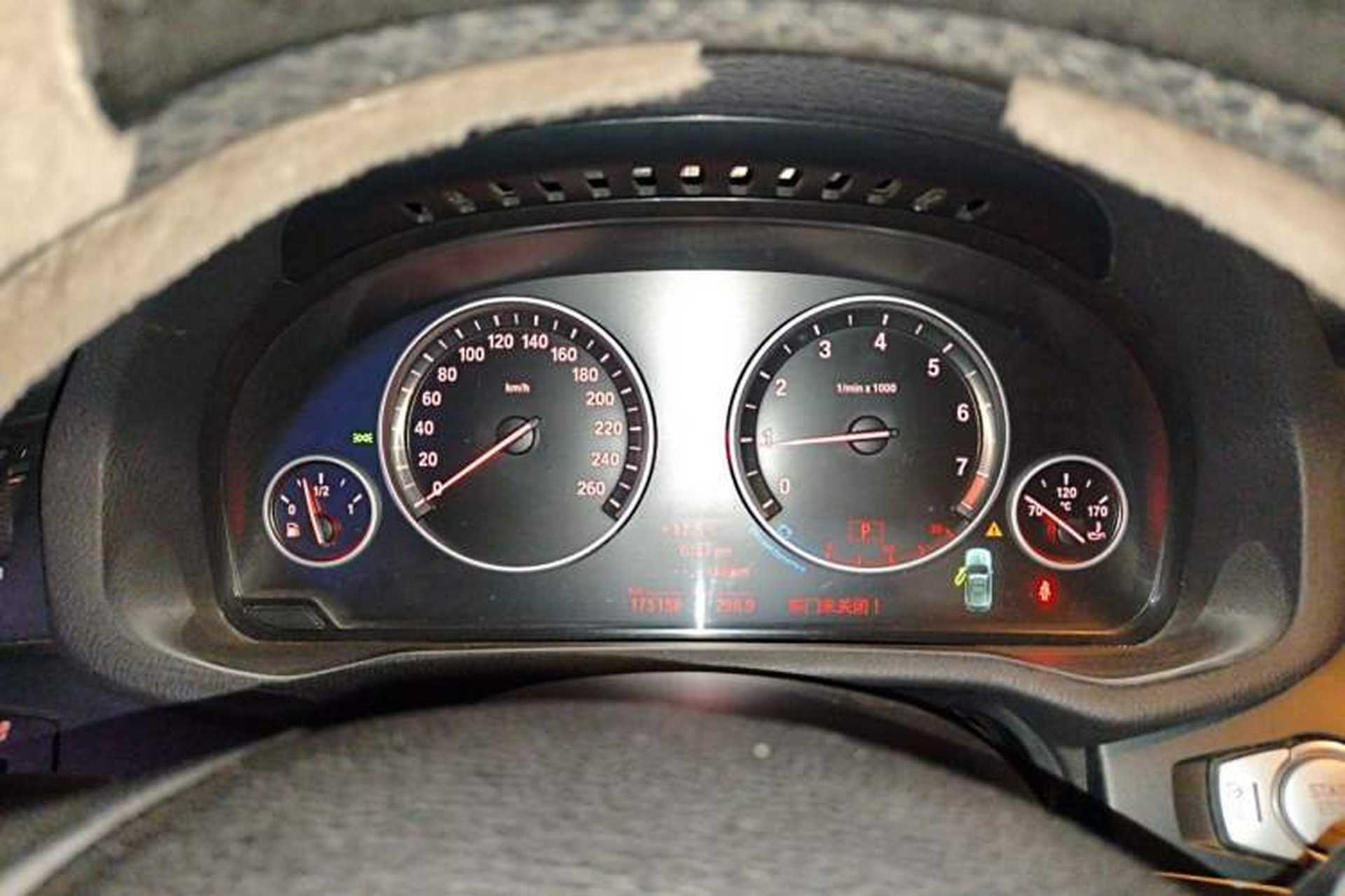 Used BMW X3 2013 xDrive20i Luxury Edition Instrument Cluster
