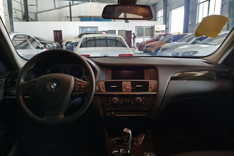 Used BMW X3 2013 Facelifted xDrive20i Luxury Edition Interior 2