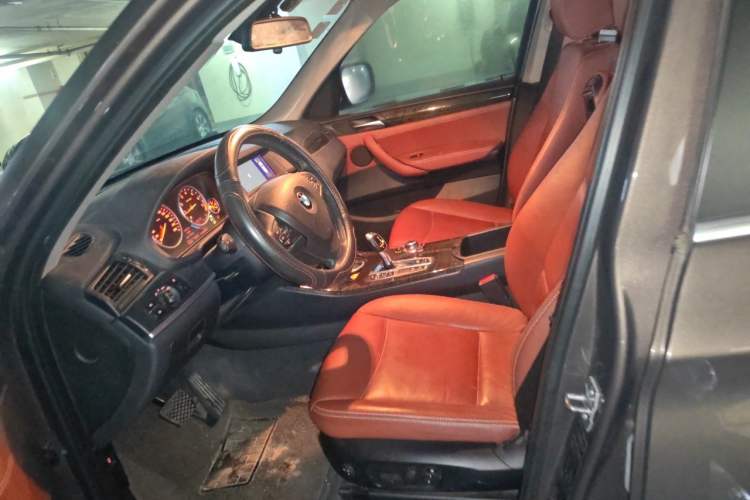 Used BMW X3 2013 xDrive20i Luxury Edition Left Front Seat