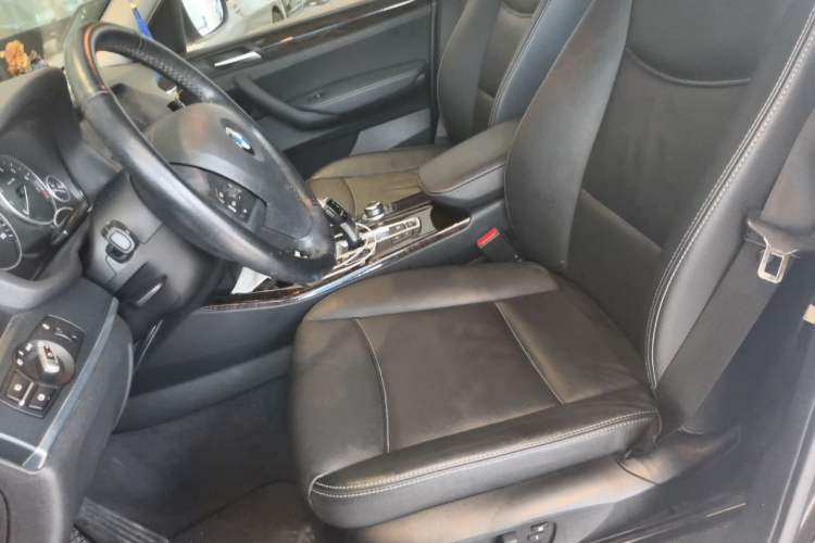 Used BMW X3 2013 xDrive20i Luxury Edition Left Front Seat