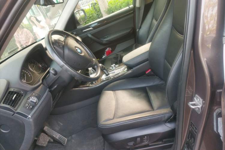 Used BMW X3 2013 xDrive20i Luxury Edition Left Front Seat