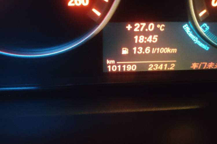Used BMW X3 2013 Facelifted xDrive20i Luxury Edition Odometer Close Up