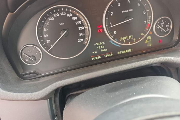 Used BMW X3 2013 Restyled xDrive28i Leading Edition Odometer Close Up