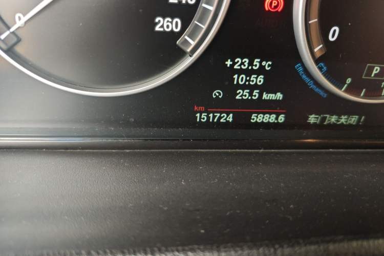 Used BMW X3 2013 xDrive28i Leading Model Odometer Close Up