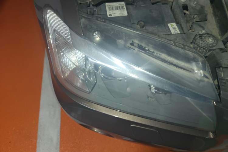 Used BMW X3 2013 xDrive20i Luxury Edition Right Front Headlight