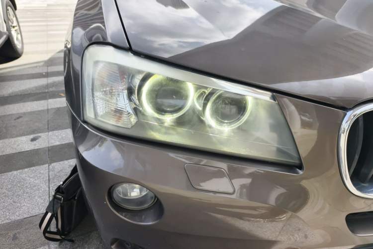 Used BMW X3 2013 Facelifted xDrive20i Luxury Edition Right Front Headlight