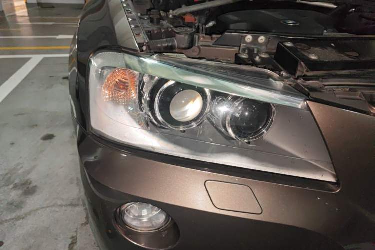 Used BMW X3  Right Front Headlight