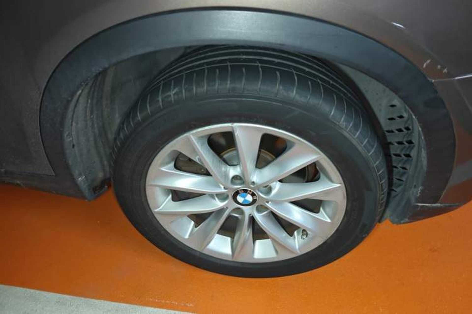 Used BMW X3 2013 xDrive20i Luxury Edition Right Front Wheel Hub