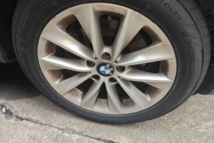 Used BMW X3 2013 Facelifted xDrive20i Luxury Edition Right Front Wheel Hub