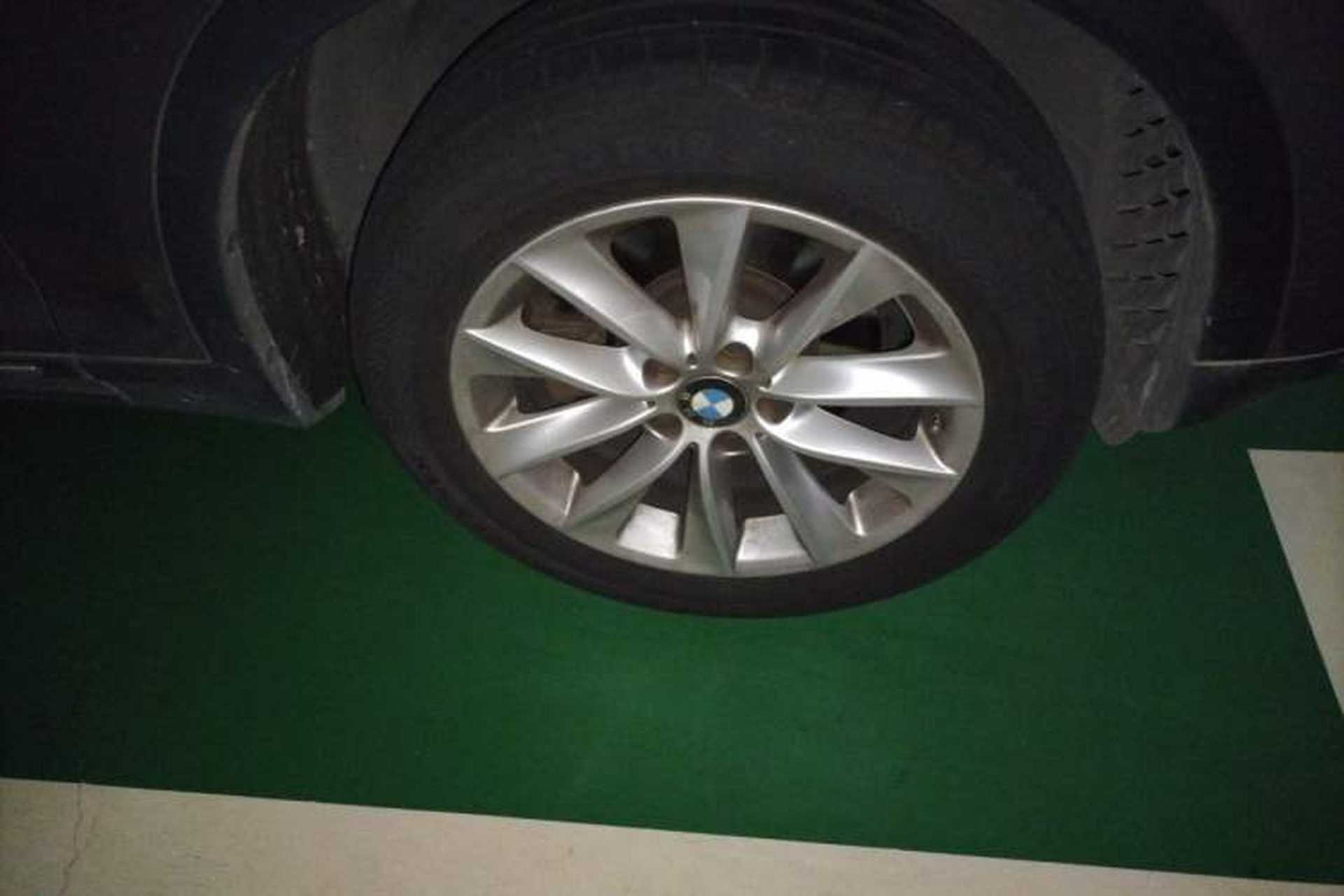 Used BMW X3 2013 Facelifted xDrive20i Luxury Edition Right Front Wheel Hub