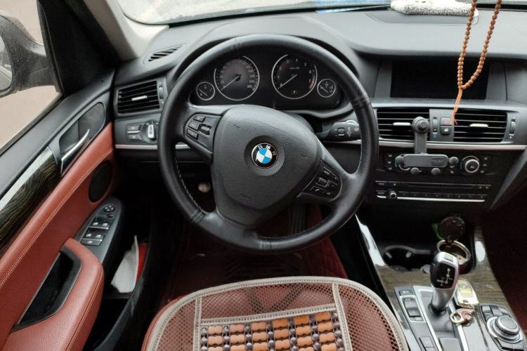 Used BMW X3 2013 Facelifted xDrive20i Luxury Edition Steering Wheel