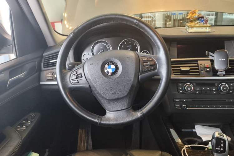 Used BMW X3 2013 xDrive20i Luxury Edition Steering Wheel