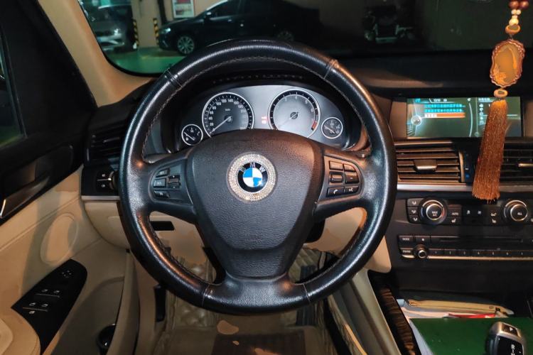 Used BMW X3 2013 Facelifted xDrive20i Luxury Edition Steering Wheel
