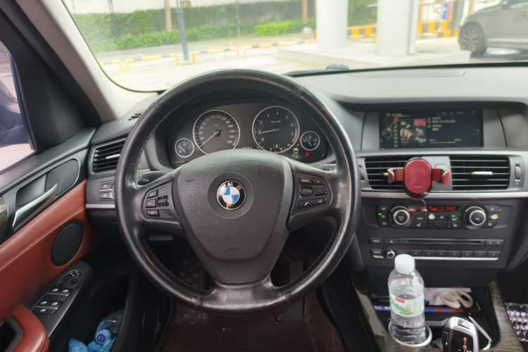 Used BMW X3 2013 Facelifted xDrive20i Luxury Edition Steering Wheel