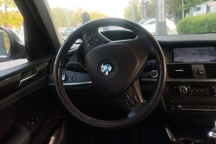 Used BMW X3 2013 xDrive20i Luxury Edition Steering Wheel