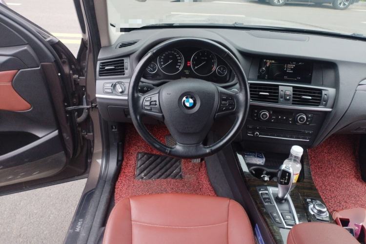 Used BMW X3 2013 Facelifted xDrive20i Luxury Edition Steering Wheel