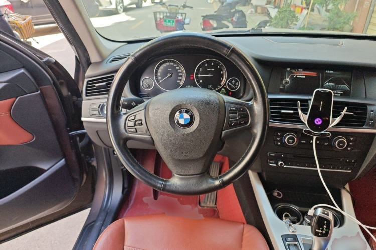 Used BMW X3 2013 xDrive28i Leading Model Steering Wheel