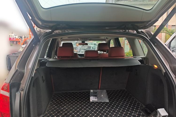 Used BMW X3 2013 Restyled xDrive28i Leading Edition Trunk