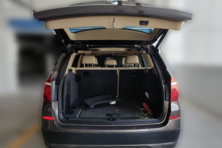 Used BMW X3 2013 xDrive20i Luxury Edition Trunk