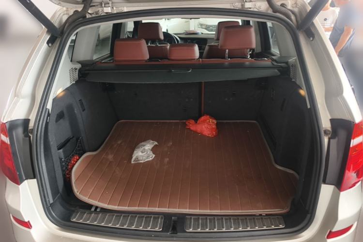 Used BMW X3 2013 Facelifted xDrive20i Luxury Edition Trunk