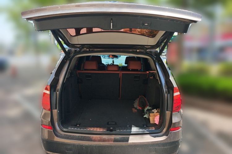 Used BMW X3 2013 xDrive20i Luxury Edition Trunk