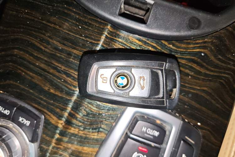 Used BMW X3 2013 xDrive20i Luxury Edition Vehicle Key