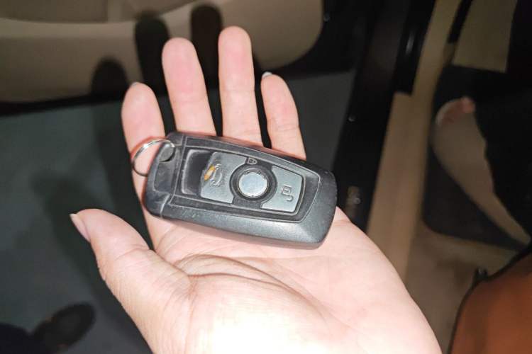 Used BMW X3  Vehicle Key