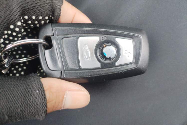 Used BMW X3 2013 Facelifted xDrive20i Luxury Edition Vehicle Key
