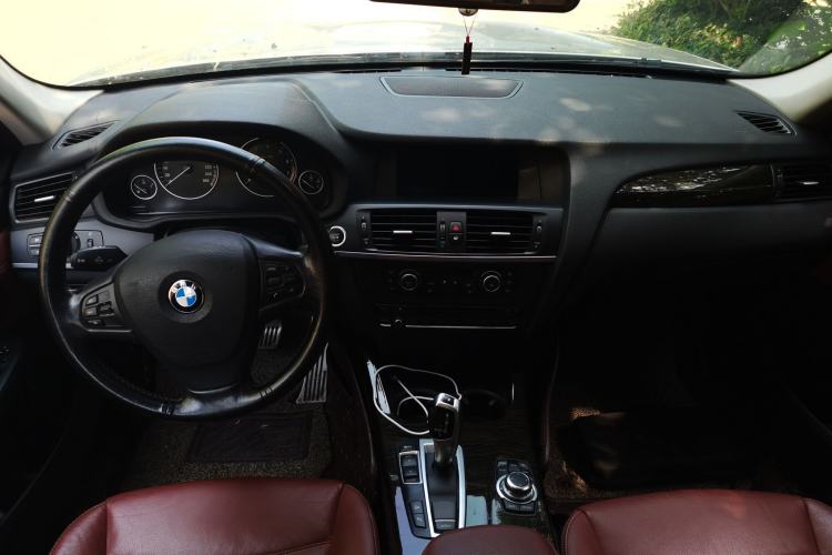 Used BMW X3 2013 xDrive20i Luxury Edition Center Console