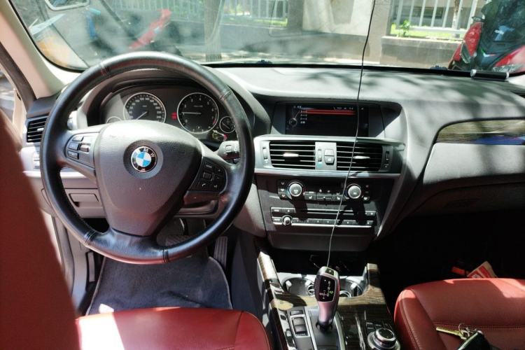 Used BMW X3 2013 Facelifted xDrive20i Luxury Edition Center Console