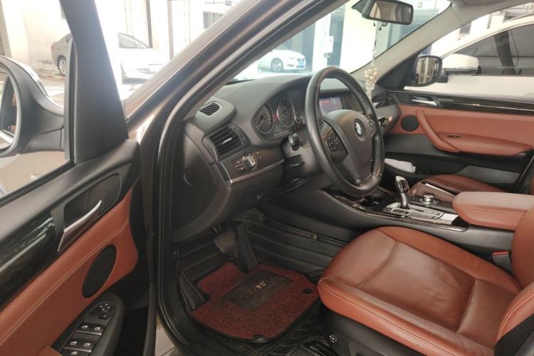 Used BMW X3 2013 Facelifted xDrive20i Luxury Edition Driver Seat