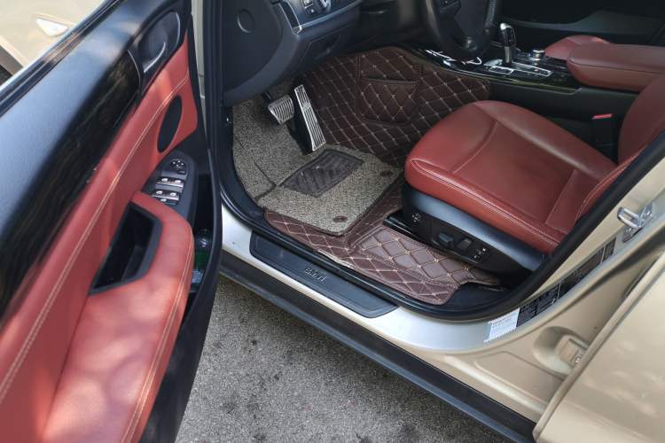 Used BMW X3 2013 xDrive20i Luxury Edition Driver Seat
