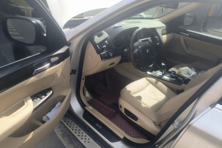 Used BMW X3 2013 Facelifted xDrive20i Luxury Edition Driver Seat