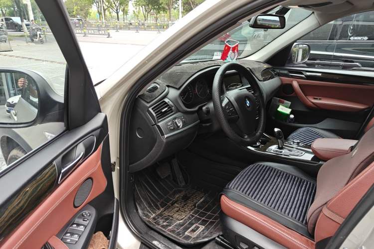 Used BMW X3 2013 xDrive20i Luxury Edition Driver Seat