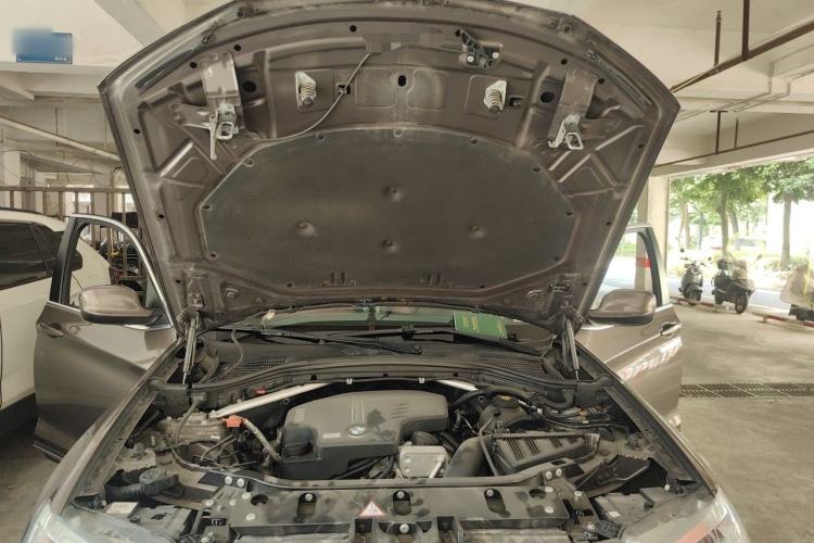Used BMW X3 2013 Facelifted xDrive20i Luxury Edition Engine Bay