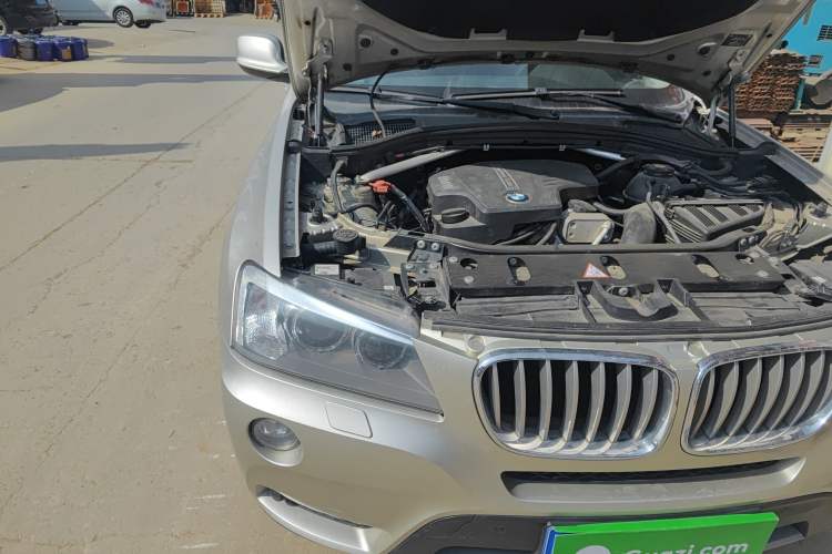 Used BMW X3 2013 Revised xDrive28i Luxury Edition Engine Bay Right