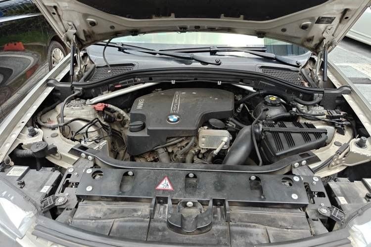 Used BMW X3 2013 xDrive20i Luxury Edition Engine Bay
