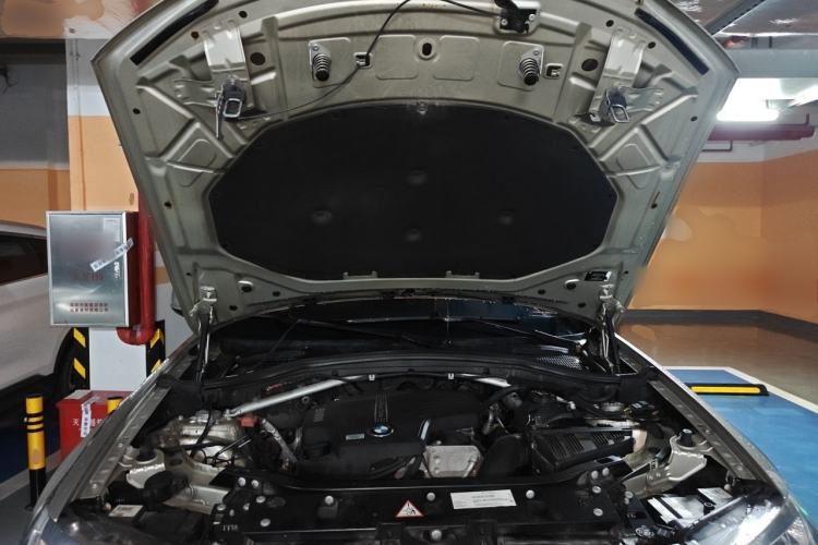 Used BMW X3 2013 Facelifted xDrive20i Luxury Edition Engine Bay