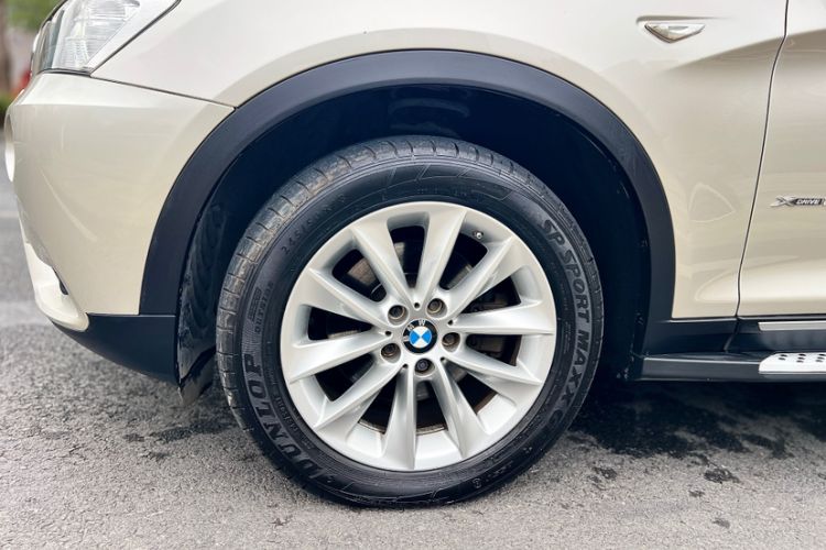 Used BMW X3 2013 Facelifted xDrive20i Luxury Edition Exterior 11
