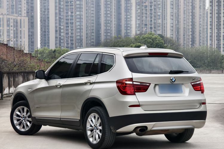Used BMW X3 2013 Facelifted xDrive20i Luxury Edition Exterior 3