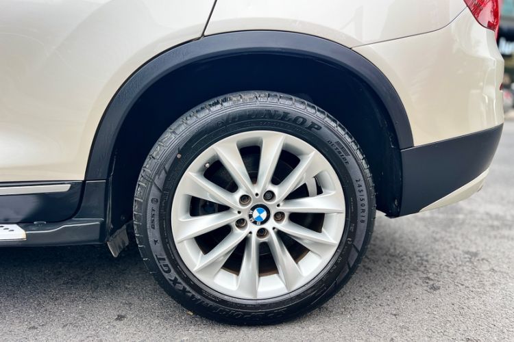 Used BMW X3 2013 Facelifted xDrive20i Luxury Edition Exterior 8