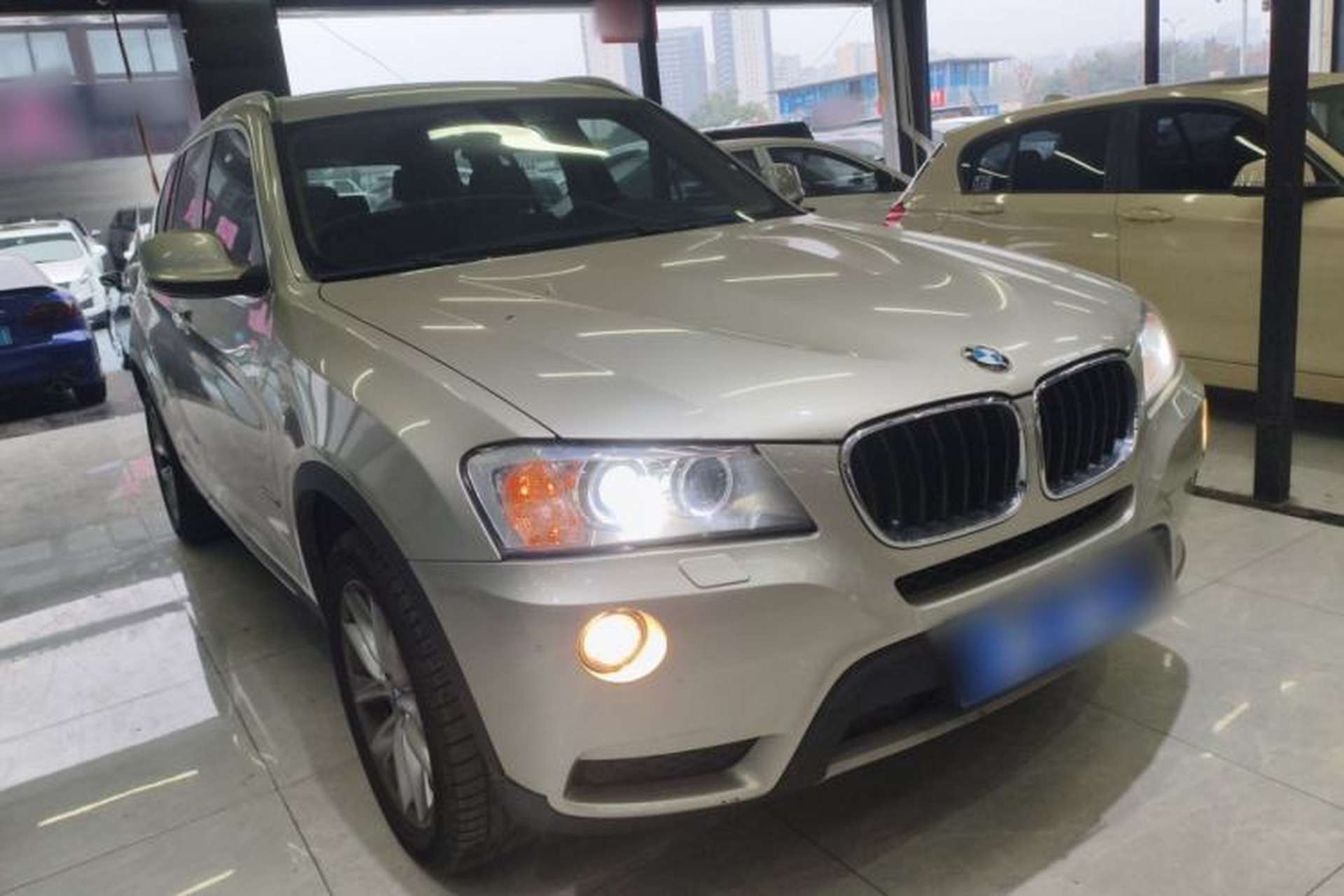 Used BMW X3 2013 Facelifted xDrive20i Luxury Edition Front Right 45 Deg
