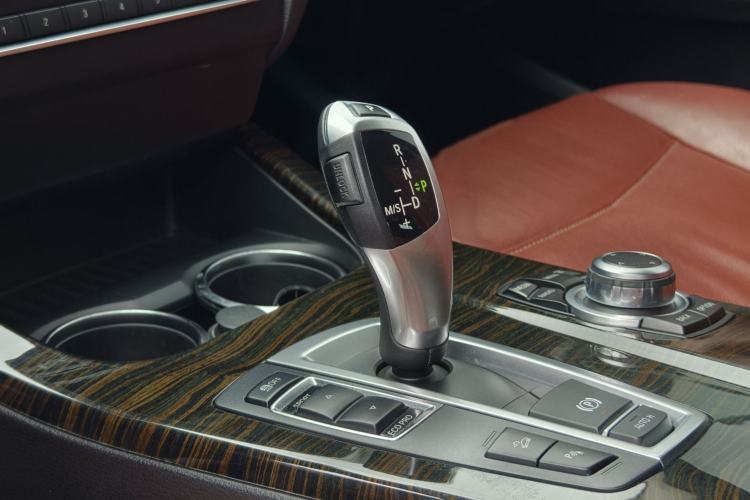 Used BMW X3 2013 Facelifted xDrive20i Luxury Edition Gear Lever
