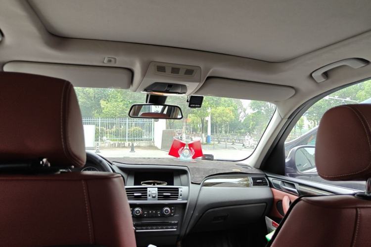 Used BMW X3 2013 xDrive20i Luxury Edition Headliner