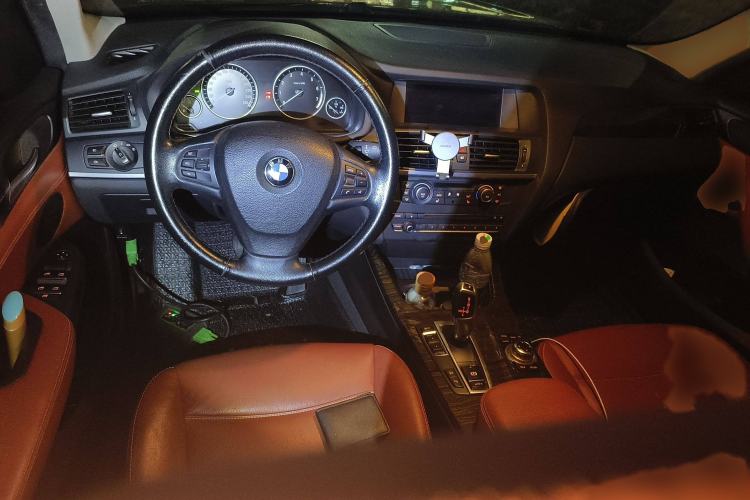Used BMW X3 2013 Facelifted xDrive20i Luxury Edition Interior 2