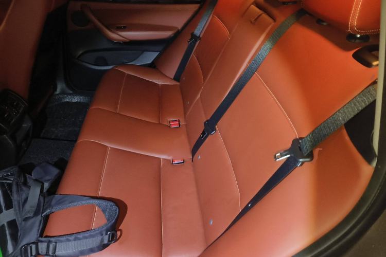 Used BMW X3 2013 Facelifted xDrive20i Luxury Edition Interior 4
