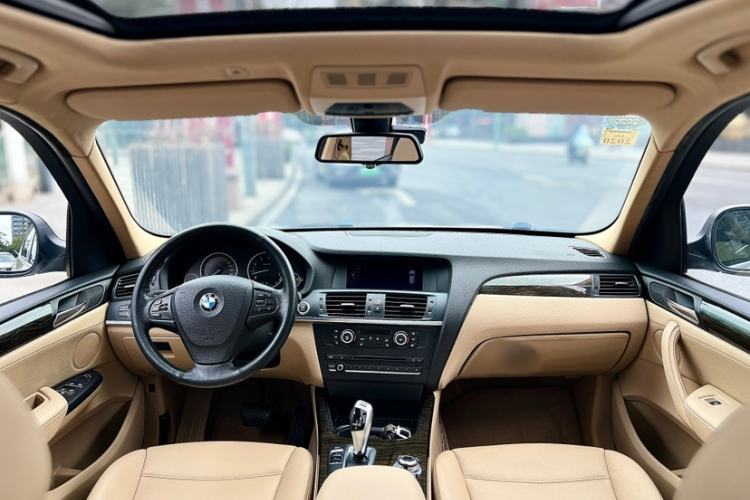Used BMW X3 2013 Facelifted xDrive20i Luxury Edition Interior 7