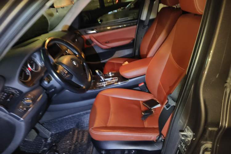 Used BMW X3 2013 Facelifted xDrive20i Luxury Edition Left Front Seat