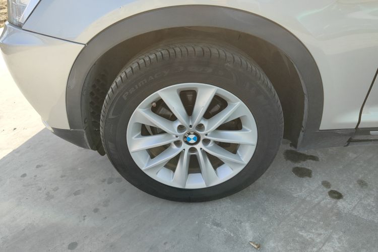 Used BMW X3 2013 xDrive20i Luxury Edition Left Front Wheel Hub
