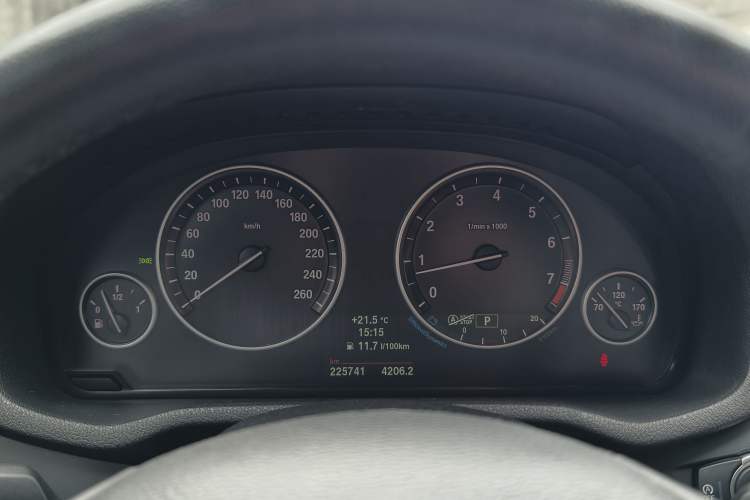 Used BMW X3 2013 Facelifted xDrive20i Luxury Edition Odometer Close Up